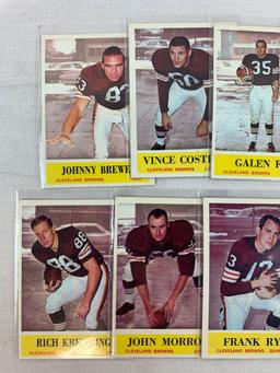 Ten 1964 Philadelphia Brand Cleveland Browns Football Cards - (2) Schafrath, Ryan, Morrow, Kreitling