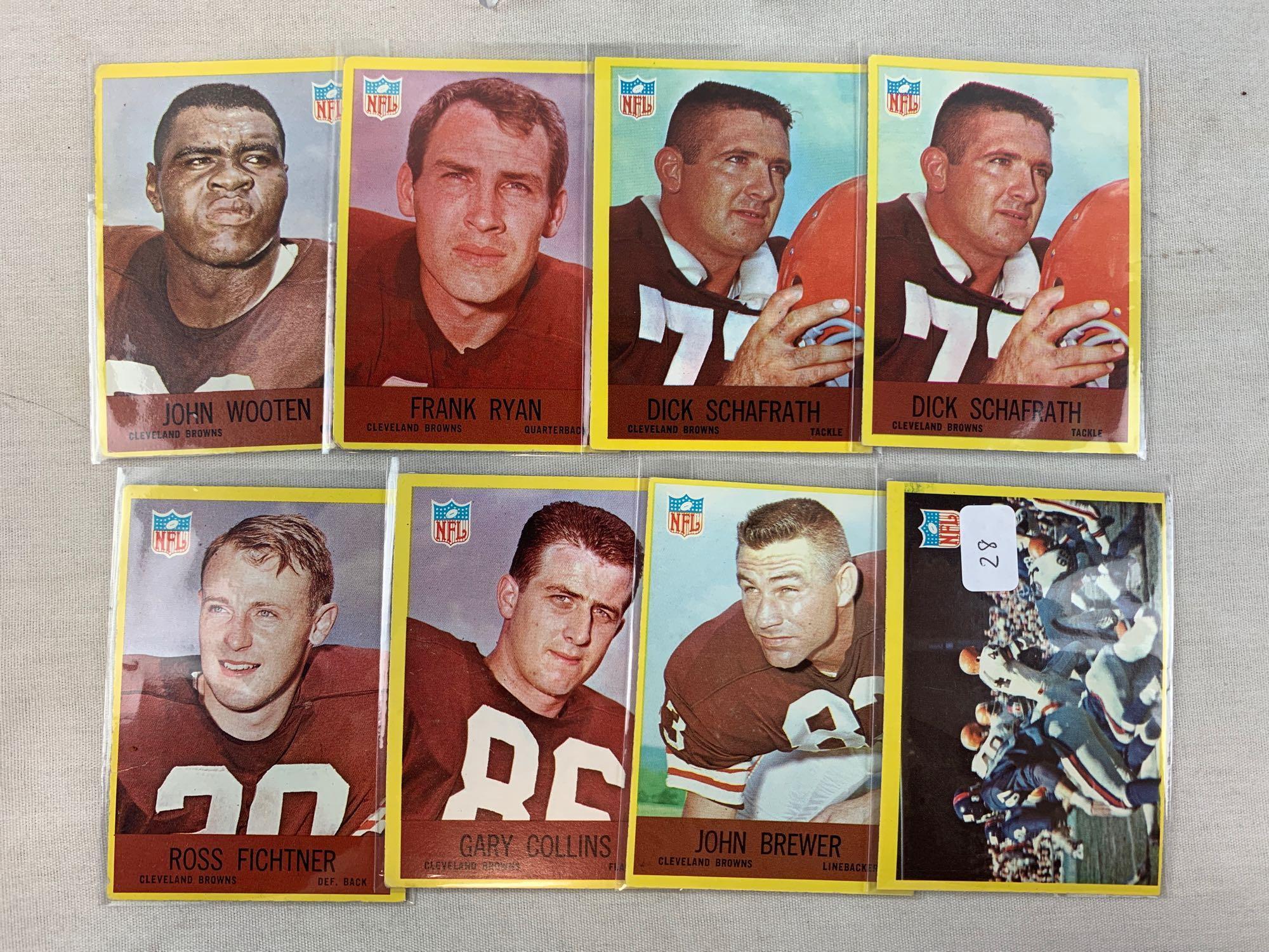 Nine 1967 Philadelphia Brand Cleveland Browns Football Cards - Browns v Giants, Brewer, Collins, Fic