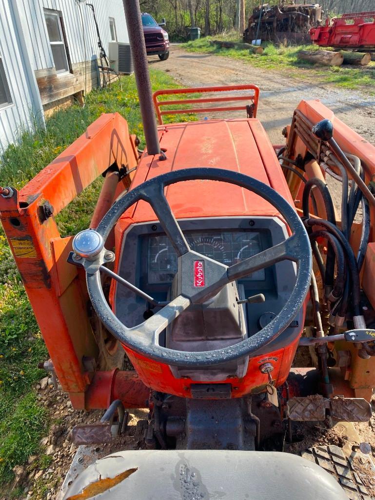 Kubota L4350 tractor open station 4x4, w/loader, 1308 hrs.