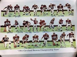 1964 Browns Panorama signed w/ Jim Brown plus 23 plus tracer code cert