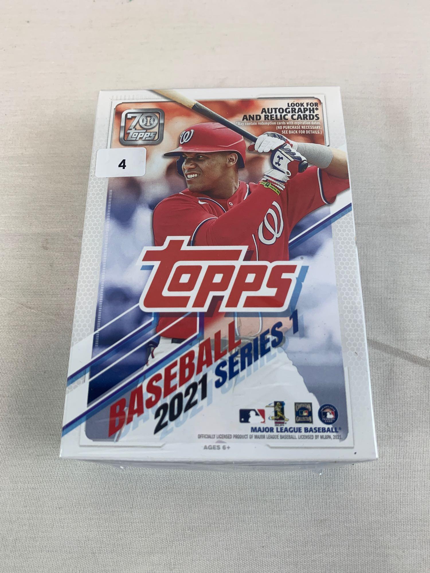 2021 Topps baseball sealed hanger box