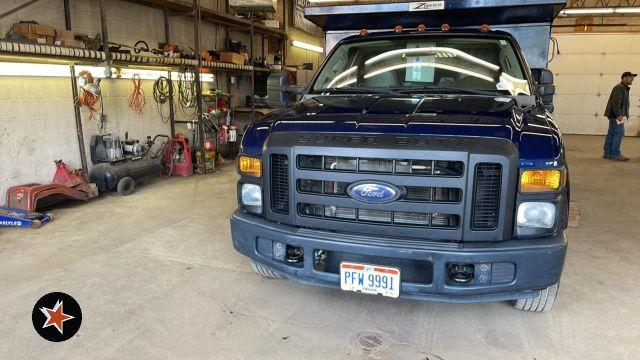 2008 Ford F-350 XL Dump Truck