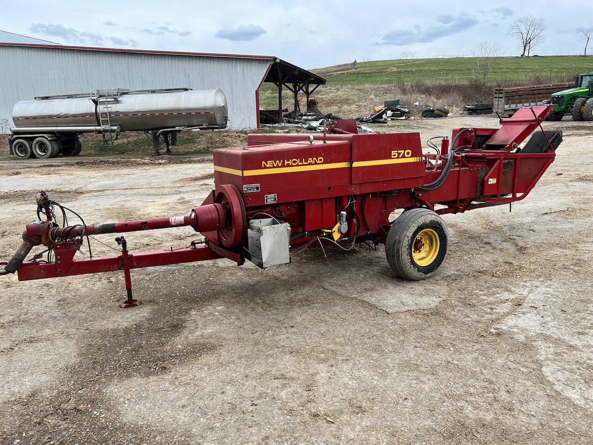 New Holland 570 Square Baler