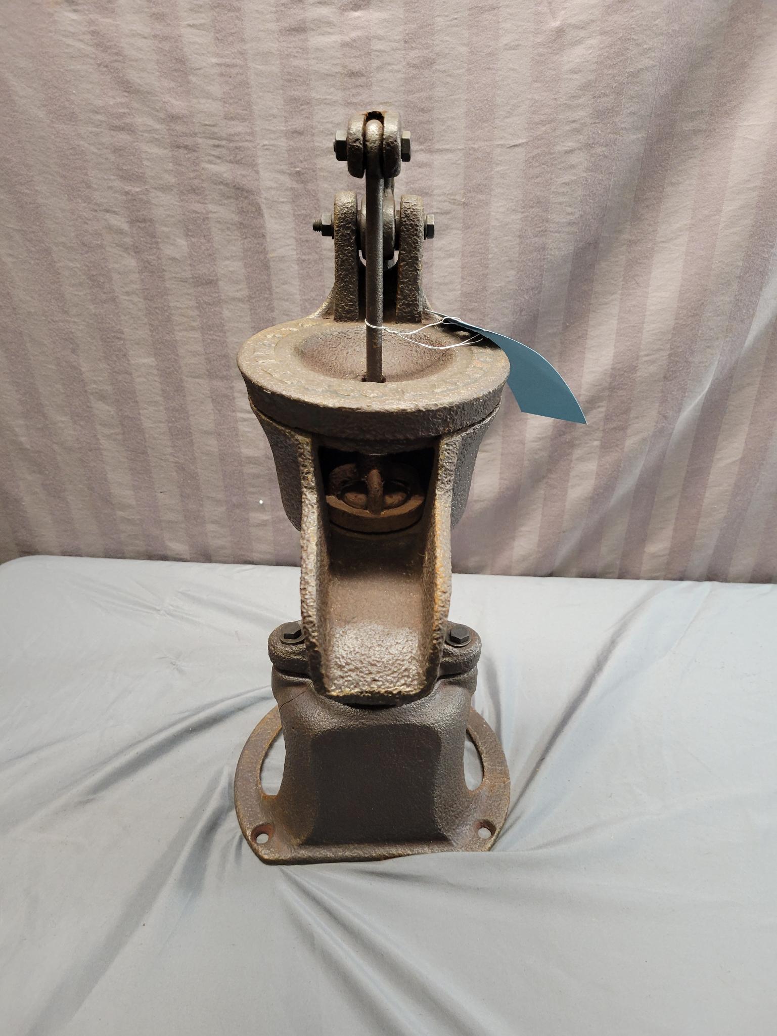 Barnes MFG. Co. antique well pump