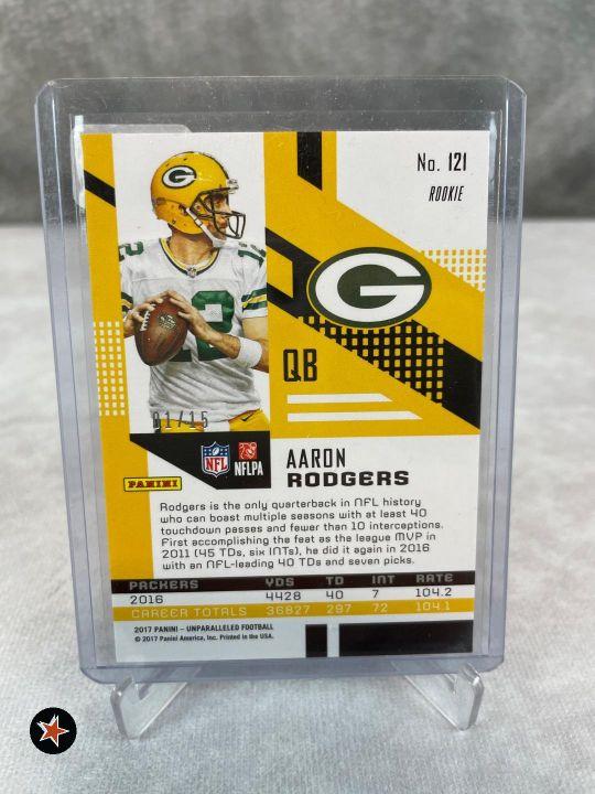 2017 Unparalleled Red SSP Aaron Rodgers  - 1/15 - WOW