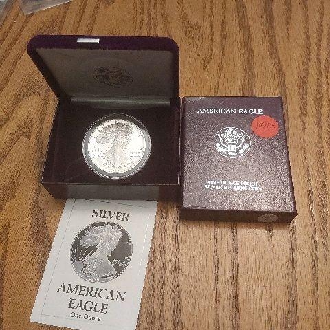 1989 SILVER EAGLE IN BOX PF