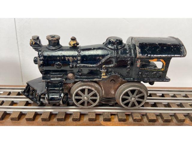 AMERICAN FLYER PREWAR WIND-UP ENGINE #10 W/TENDER