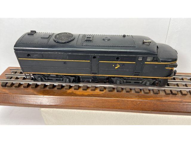 LIONEL ERIE #2032 DIESEL AA SET