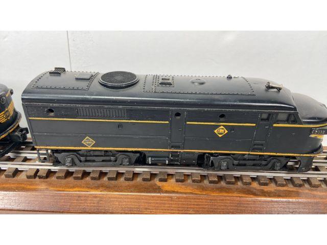 LIONEL ERIE #2032 DIESEL AA SET