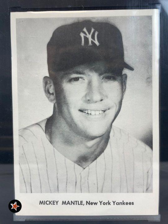 1959 Mickey Mantle SGC 55 New York Yankee Photo Pack