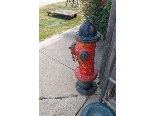 LARGE FIRE HYDRANT (WILL NOT SHIP)