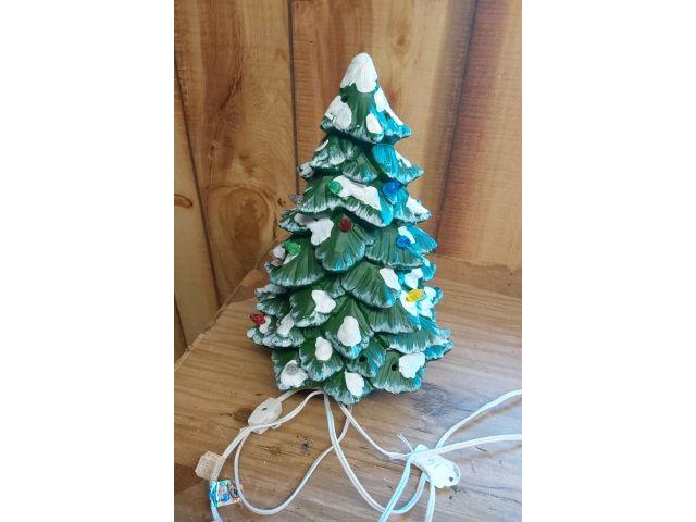 CERAMIC CHRISTMAS TREE