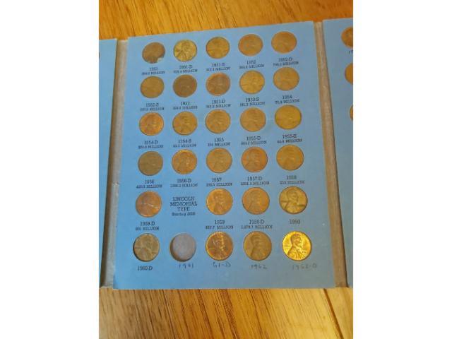 LOT OF NEWERR COIN SETS IN FOLDERS AND ALBUMS