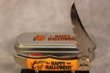 2013 CASE MID FOLDING HUNTER SM BN HAPPY HALLWEEN WITH TIN