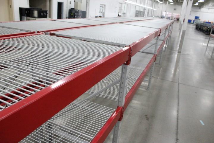 Pallet Racking. 6 Sections, 102" Beams, 60x40" Uprights