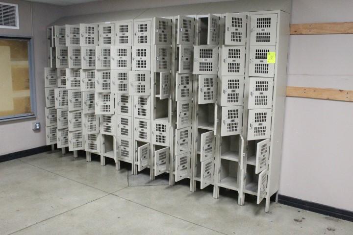 Lockers. 18 Hole