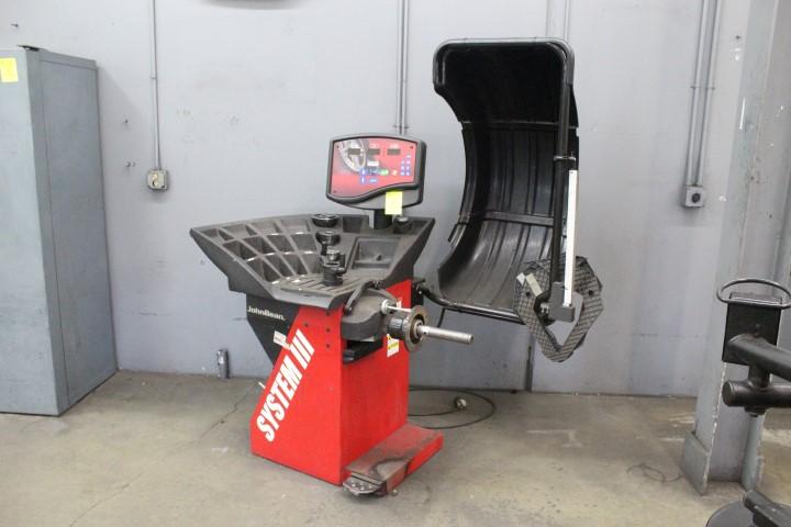 John Bean Tire Balancer. 230 Volt, 1 Phase - Model # EEWB502D - Serial # G93LH015