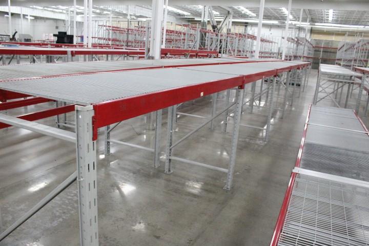 Pallet Racking. 14 Sections, 102" Beams, 60x40" Uprights