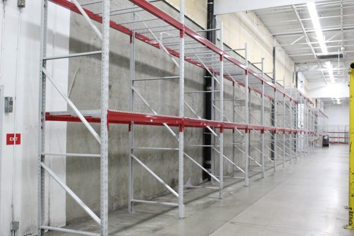 Pallet Racking. 30 Sections, 90" Beams, 14'x44" Uprights