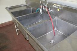 Three Compartment Sink. 103x33x42"