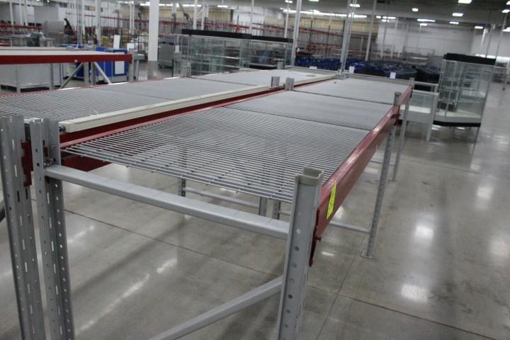 Pallet Racking. 4 Sections, 102" Beams, 60x40" Uprights