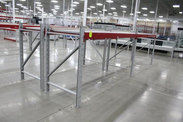 Pallet Racking. 4 Sections, 102" Beams, 60x40" Uprights