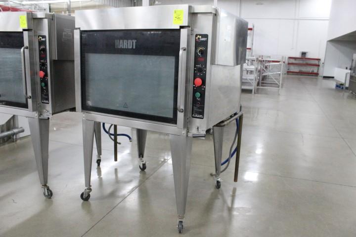 Hardt Gas Rotisserie Oven. 76000 BTU/H - Model # BLAZE - Serial # 1108B11876AE