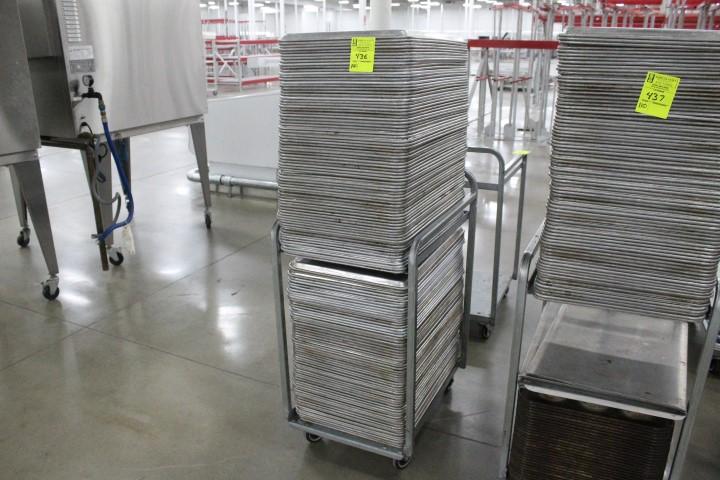 Sheet Pans And Cart. 140 Sheet Pans, Includes Cart