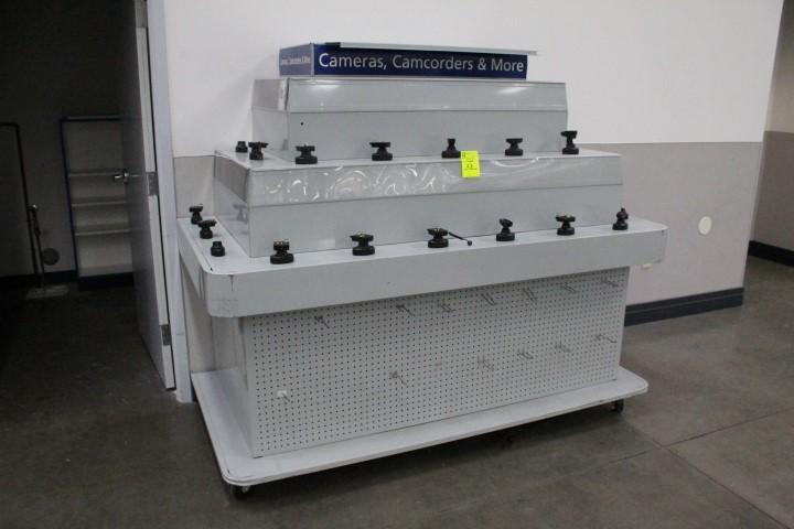 Electronics Merchandiser On Casters. 79x40x63"