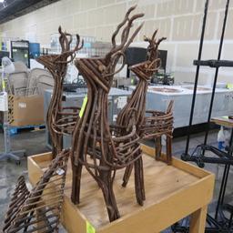 ornamental deer, made of grapevine