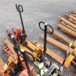 mini-pallet jacks