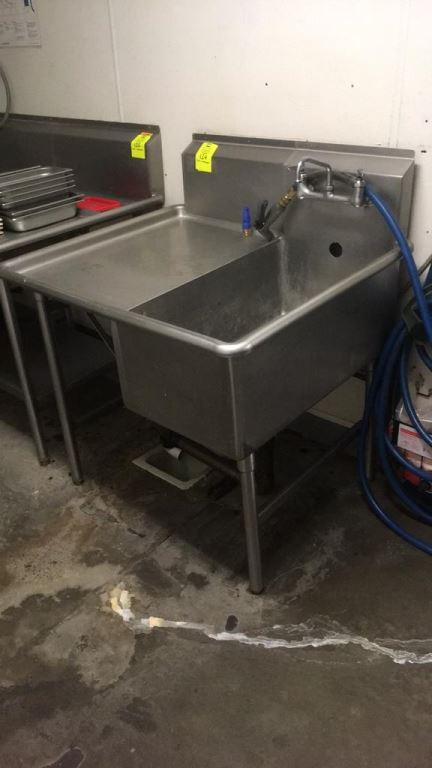 Single Basin Sink W/ EcoLab Foaming Station