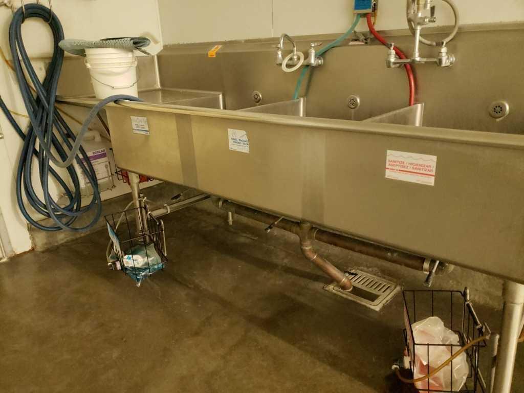 10ft stainless steel sink