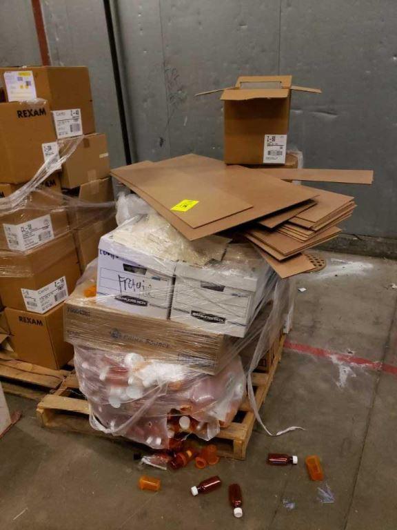 Pallet of miscellaneous items