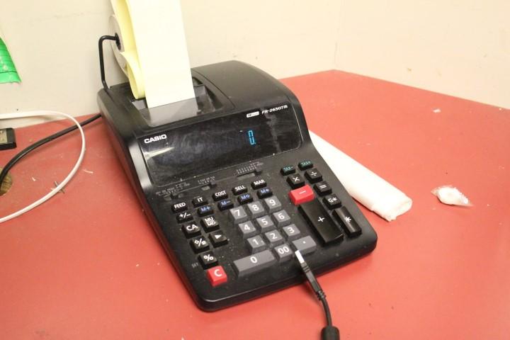 Banker's Desktop Work Station W/ Casio Printing Calculator