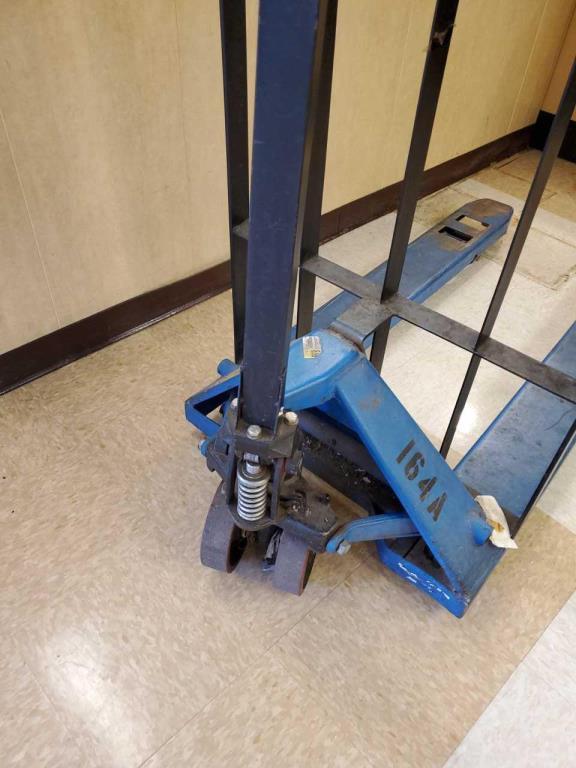 Manual Pallet Jack