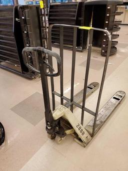 Manual Pallet Jack