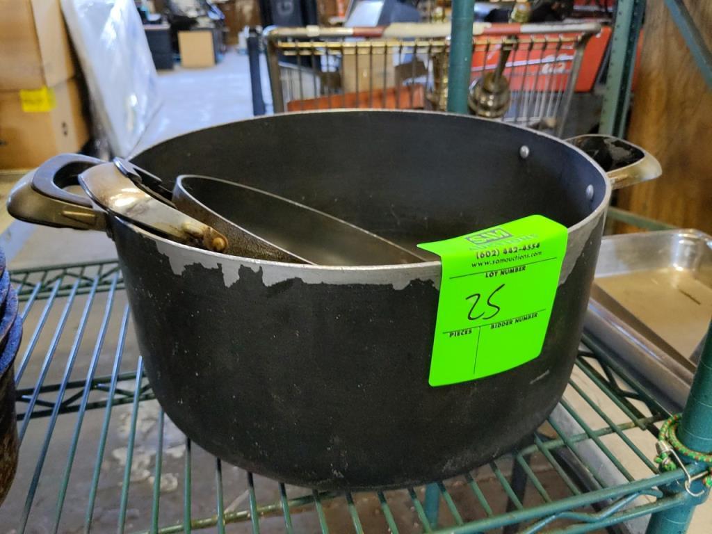 Stock pots