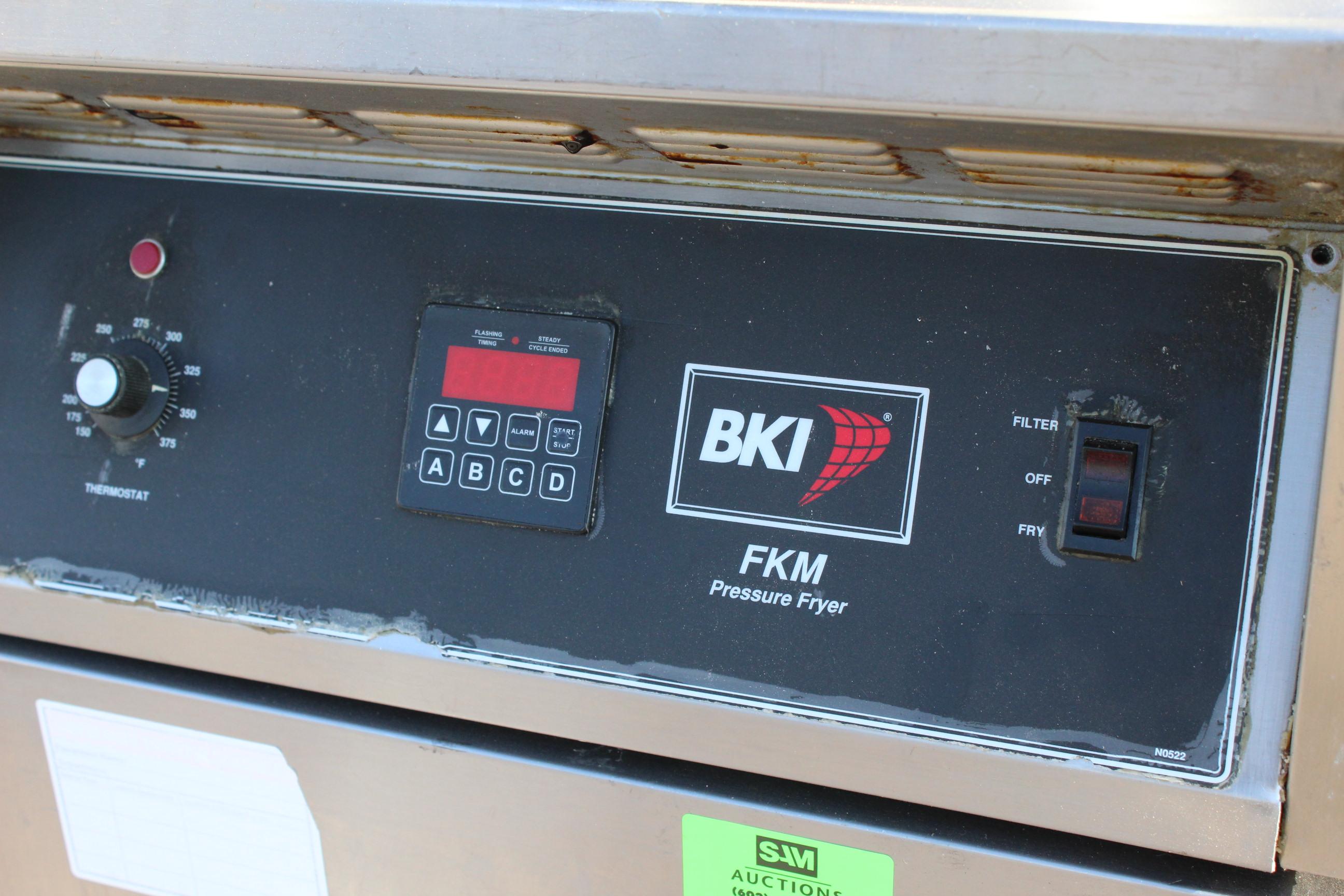 BKI Pressure Fryer