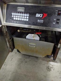 BKI Lift Fryer