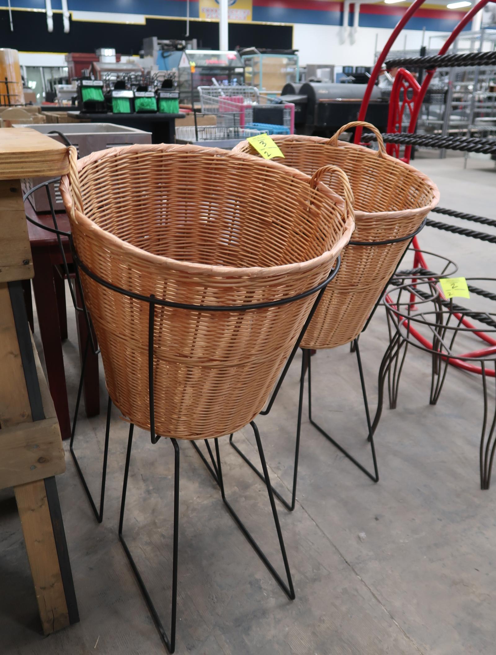 wire basket holders w/ baskets