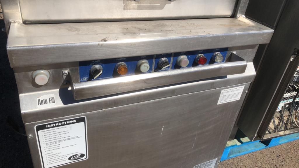 LVO FL14E Commercial Panwasher