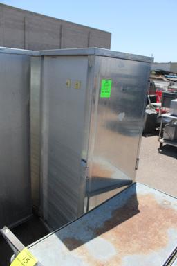 Enclosed Aluminum Transport Cabinets