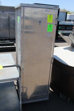 Enclosed Aluminum Transport Cabinet