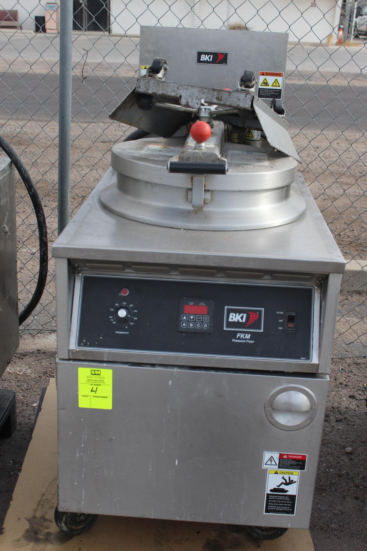 2017 BKI FKM-F Pressure Fryer