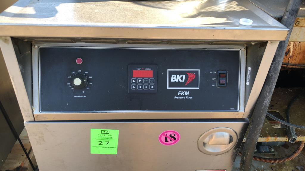 2017 BKI FKM-F Pressure Fryer