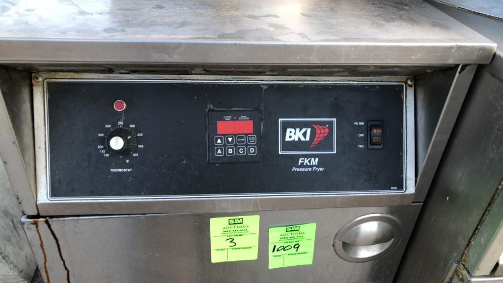 2015 BKI FKM-F Pressure Fryer