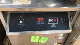 BKI FKM-F Pressure Fryer