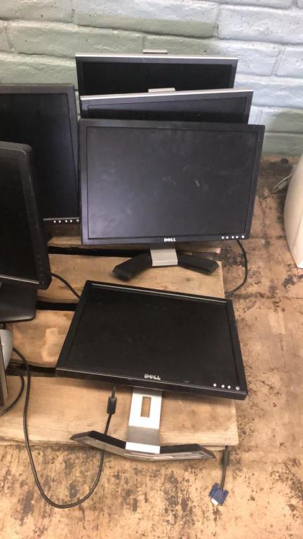 (9) Dell Monitors And (1) Dell All-In-One