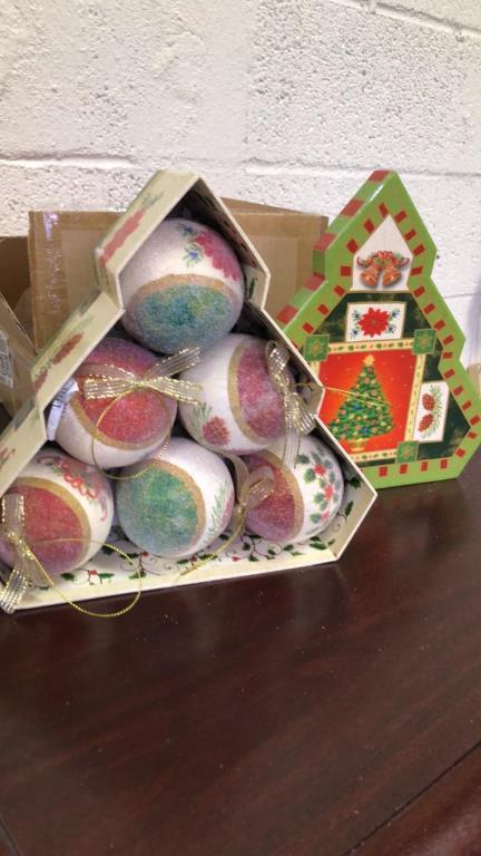 Ornament Sets In Decorative Boxes